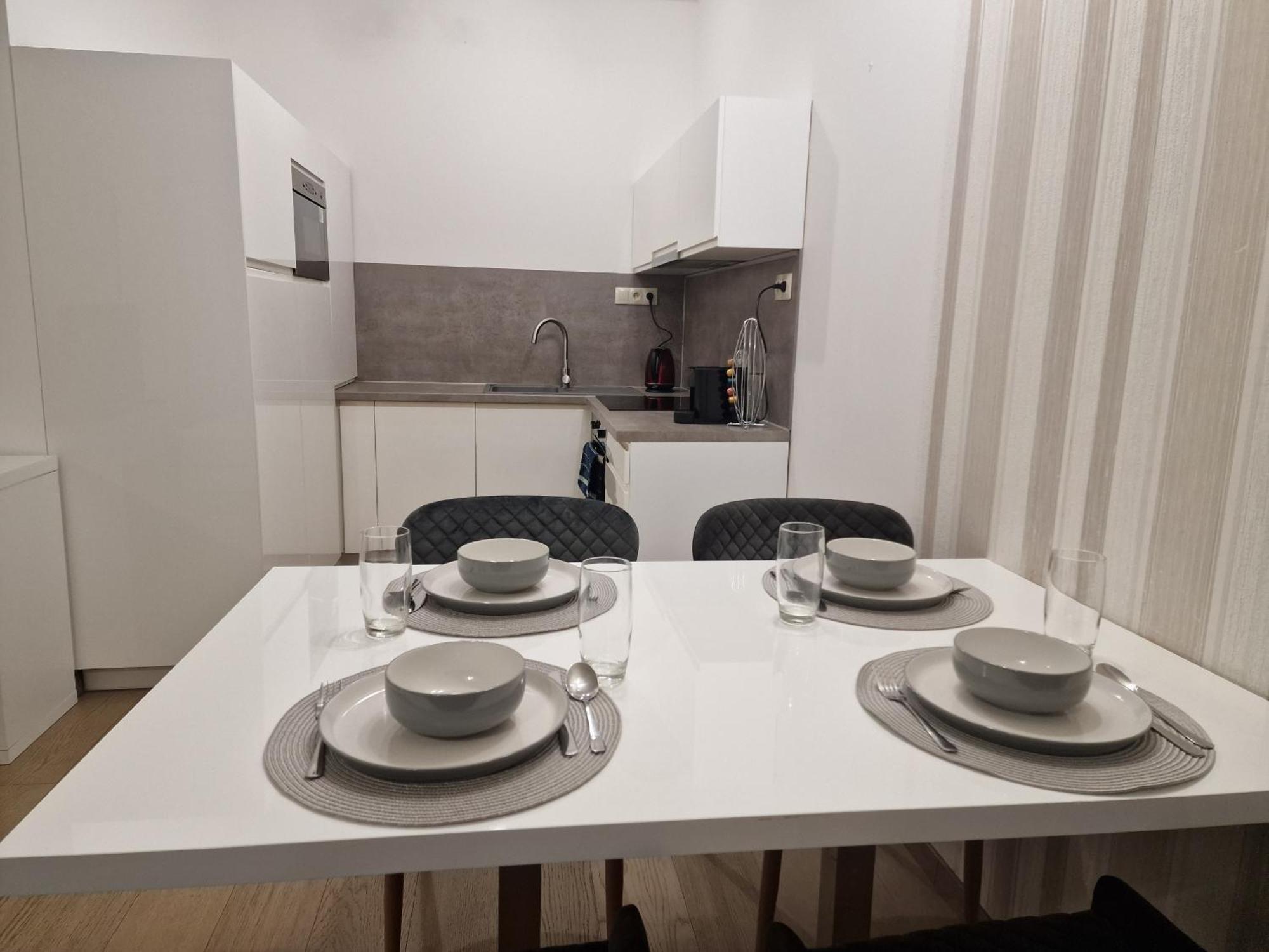 Stylish Panorama City Family Suite Bratislava Eksteriør bilde